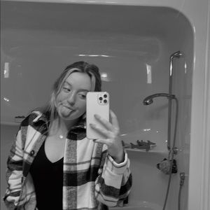 Meet your Posher, Hailey